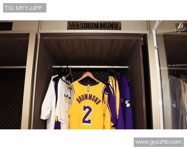 耐克新签约现役足球明星阵容揭晓引发全球关注与期待