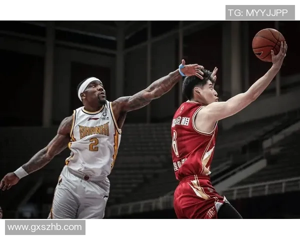 西安羽毛球队以72分稳居联赛积分榜首位展现强劲实力 西安羽毛球队以72分稳居联赛积分榜首位展现强劲实力